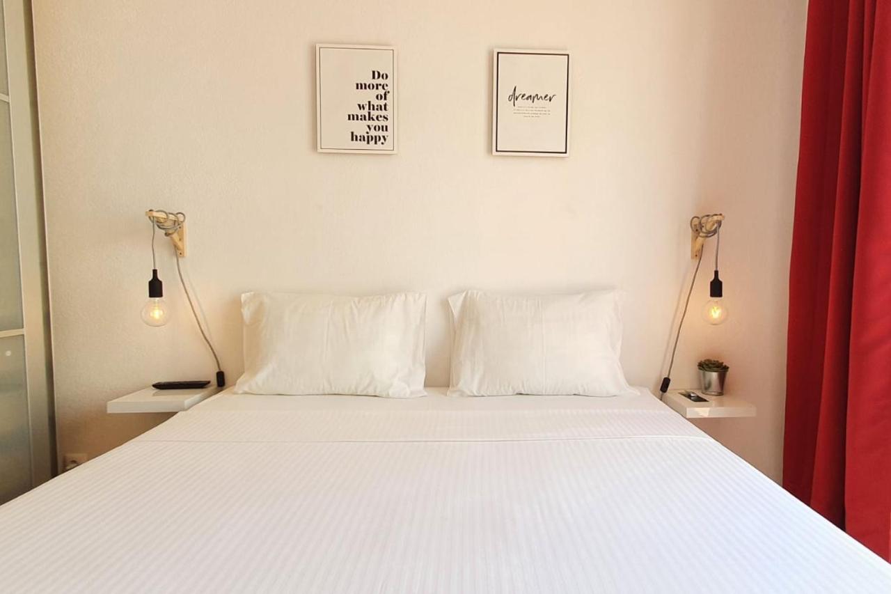 Lovelystay - Yellow Submarine House 拉哥斯 外观 照片