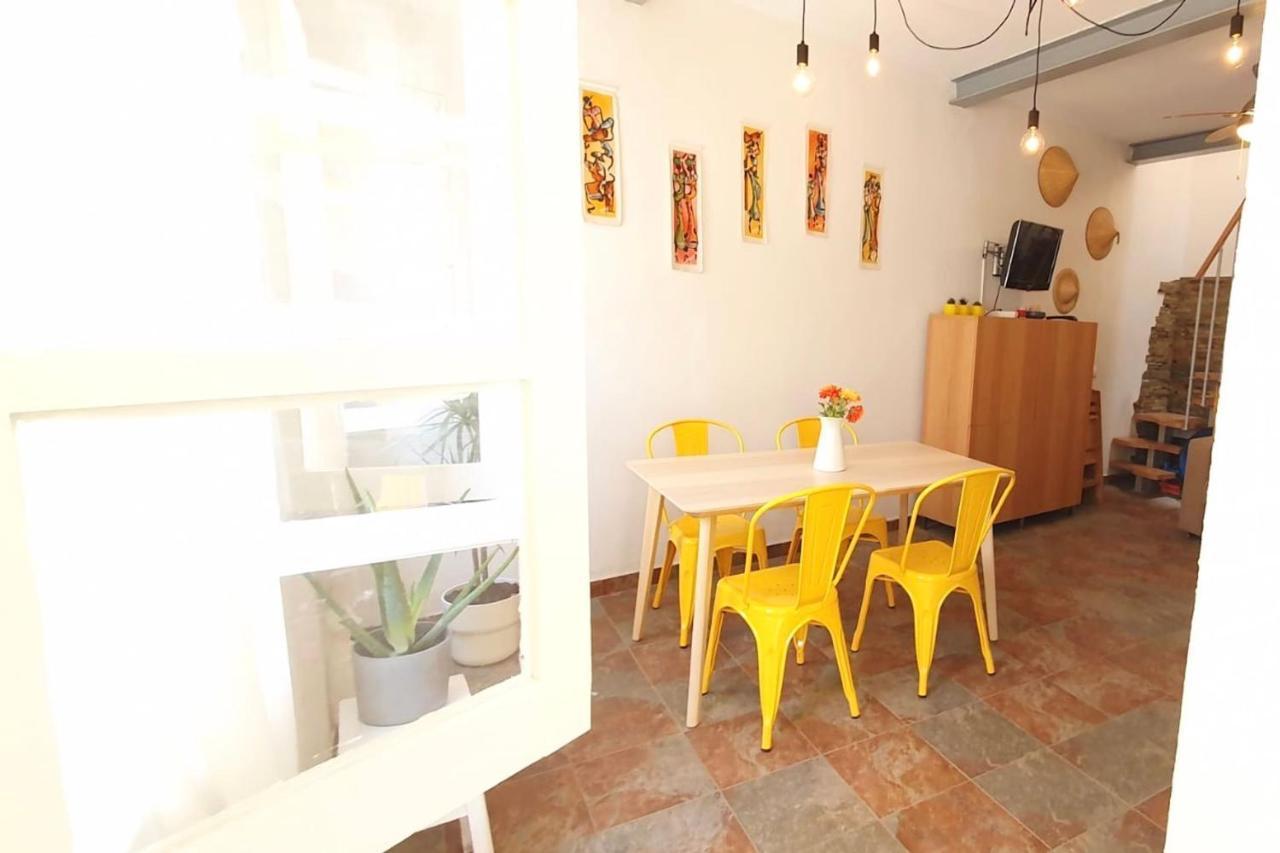 Lovelystay - Yellow Submarine House 拉哥斯 外观 照片